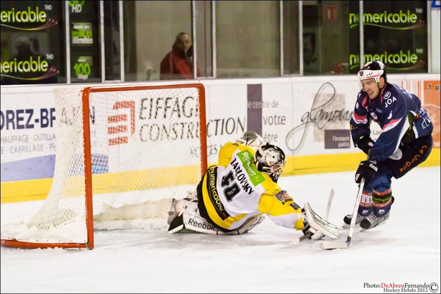 Epinal  2 - 4 Strasbourg 