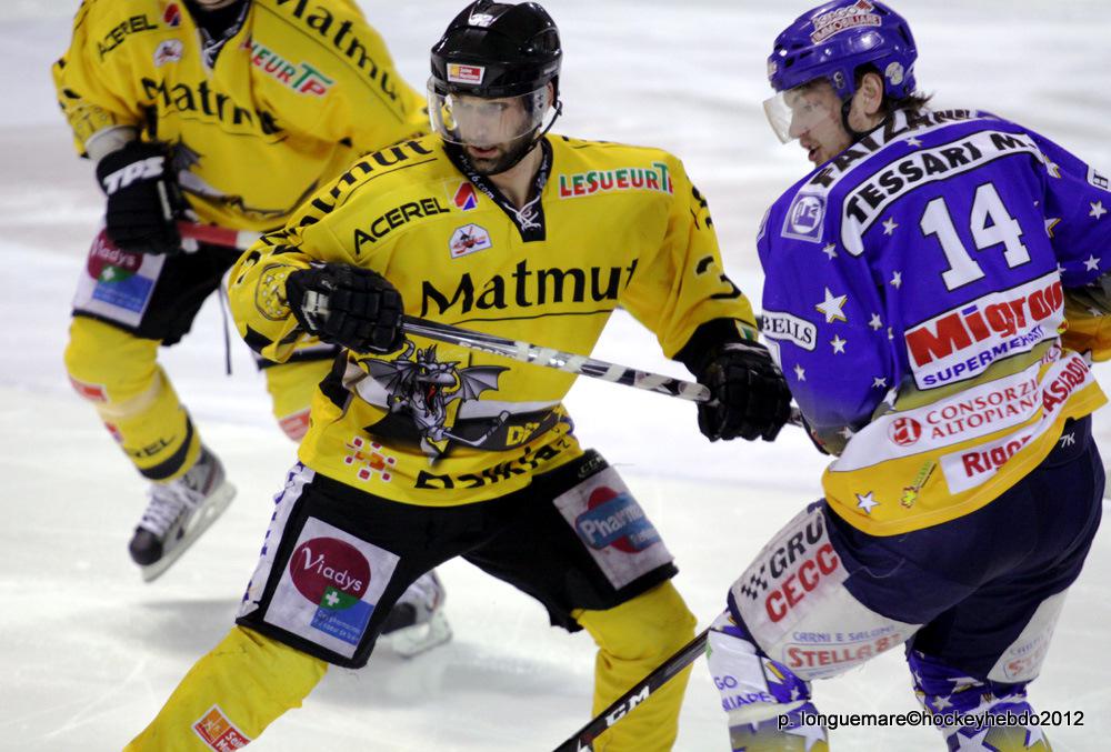 Les Dragons remportent la première bataille. — Reportage