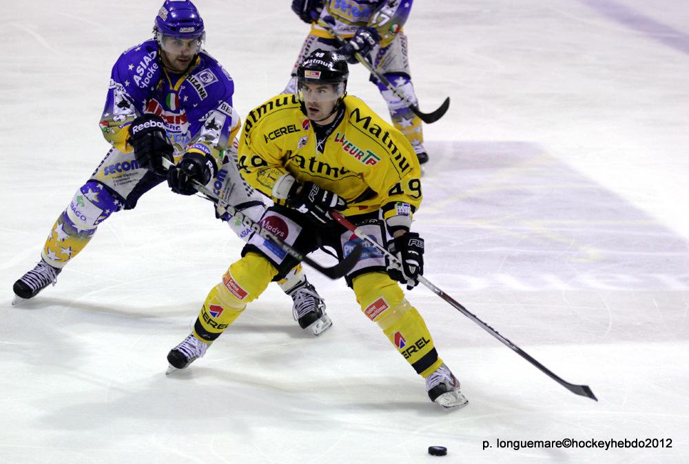 Les Dragons remportent la première bataille. — Reportage
