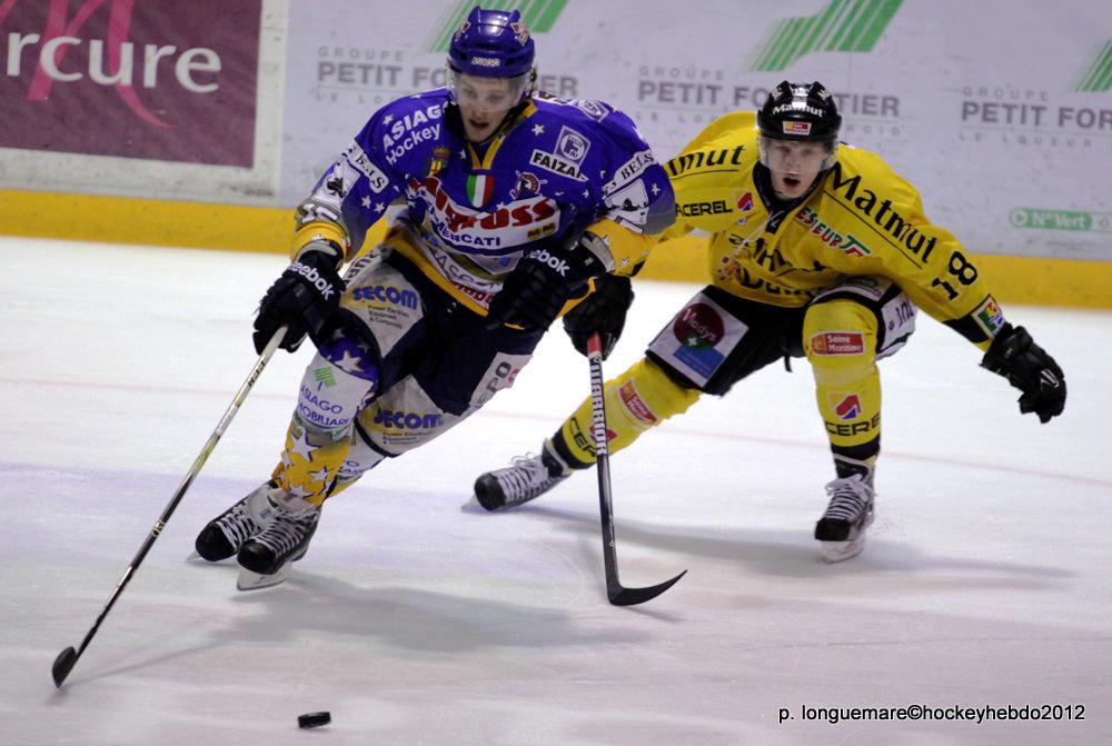 Les Dragons remportent la première bataille. — Reportage