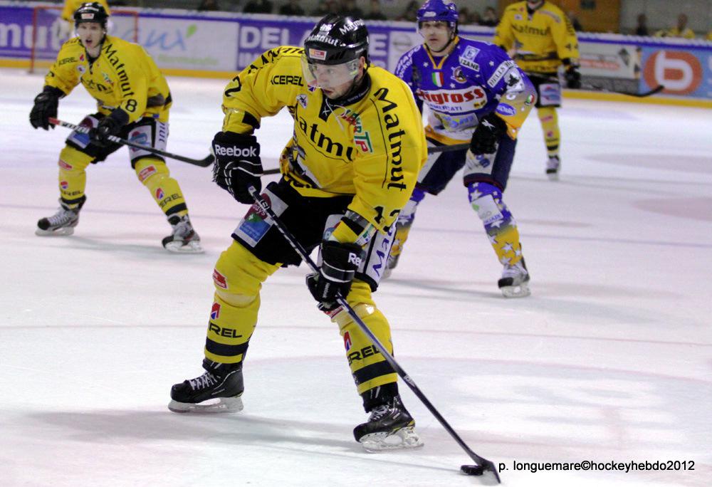 Les Dragons remportent la première bataille. — Reportage