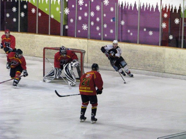 Photo hockey match Besançon - Strasbourg II le 14/01/2012