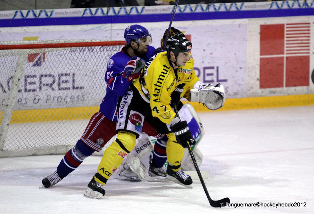 Les Dragons chutent mais espèrent. — Reportage