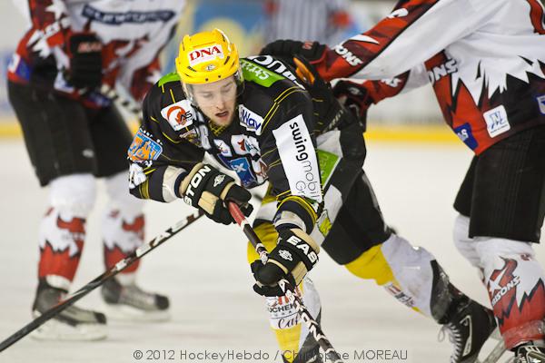 Strasbourg  2 - 1 Neuilly/Marne