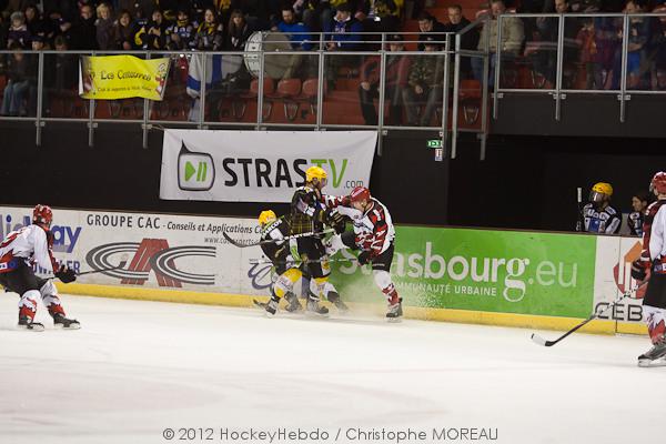 Strasbourg  2 - 1 Neuilly/Marne