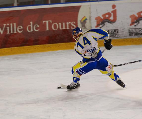 Tours  6 - 3 Toulon