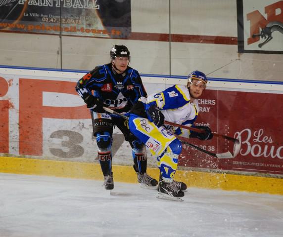 Tours  6 - 3 Toulon