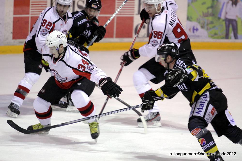 Ils l'ont fait. GRANDIOSE. — Reportage