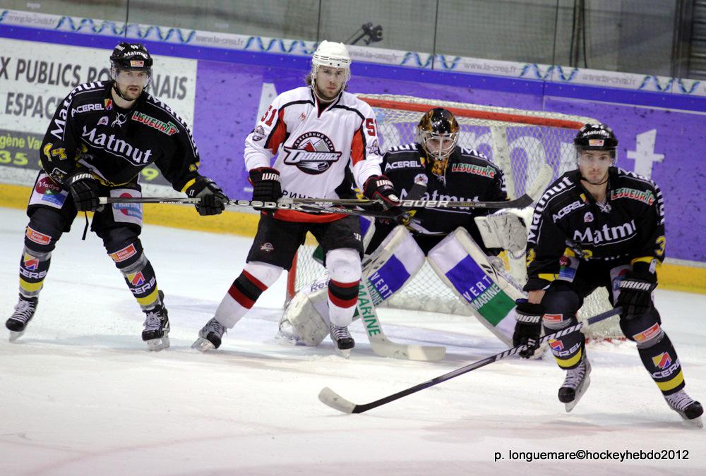 Ils l'ont fait. GRANDIOSE. — Reportage