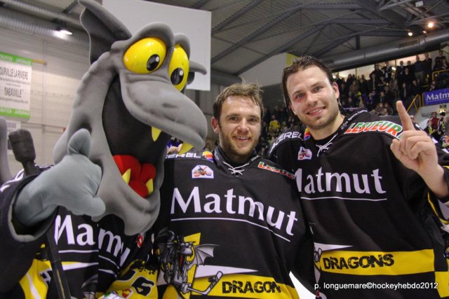 Photo hockey reportage Ils l'ont fait. GRANDIOSE.