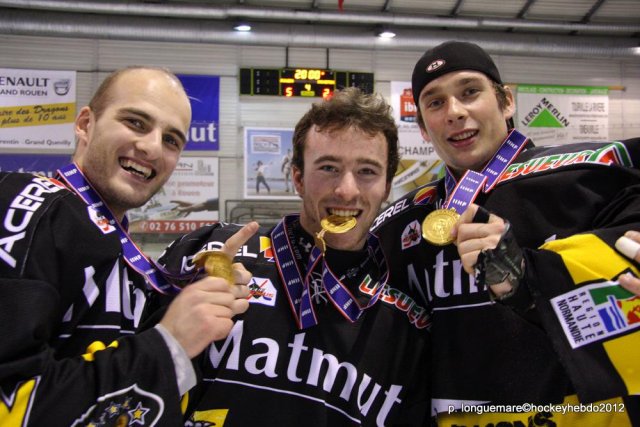 Photo hockey reportage Ils l'ont fait. GRANDIOSE.