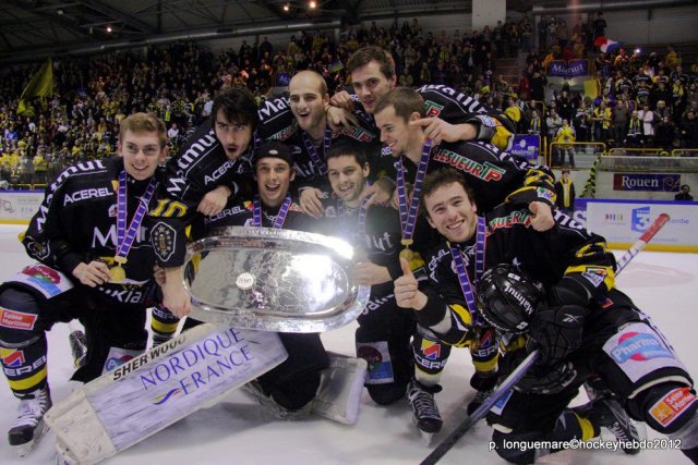 Photo hockey reportage Ils l'ont fait. GRANDIOSE.