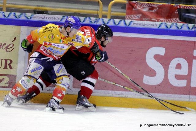Photo hockey reportage Donetsk s’impose en favori