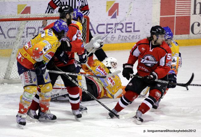 Donetsk s’impose en favori — Reportage