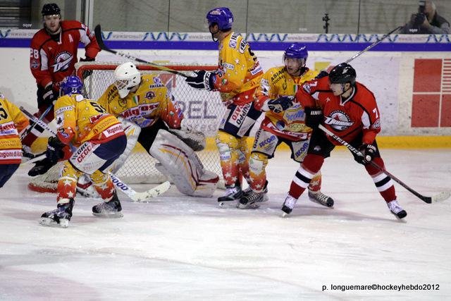 Photo hockey reportage Donetsk s’impose en favori