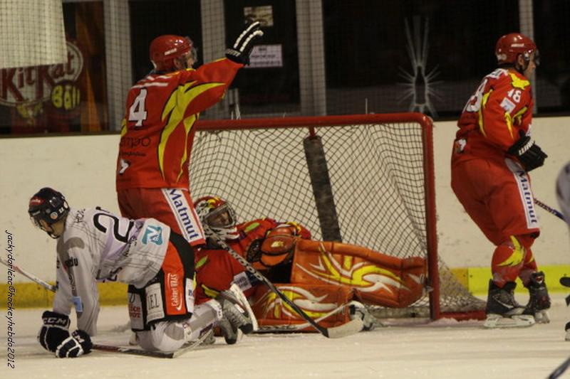 Orléans 1 - 9 Nantes
