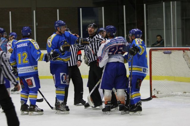 Photo hockey match Wasquehal Lille - Clermont-Ferrand le 14/01/2012