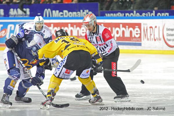 Grenoble  4 - 1 Rouen