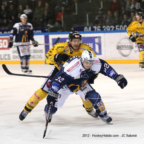 Grenoble  4 - 1 Rouen