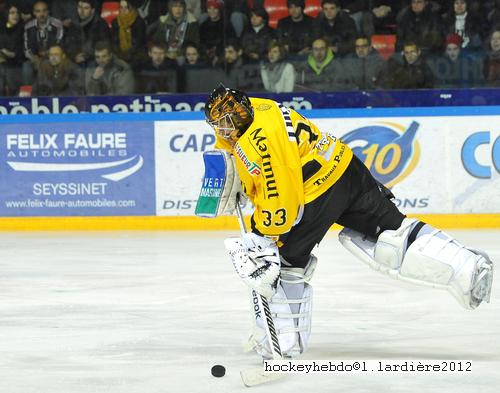 Grenoble  4 - 1 Rouen