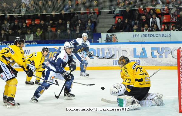Grenoble  4 - 1 Rouen