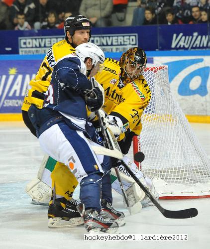 Grenoble  4 - 1 Rouen