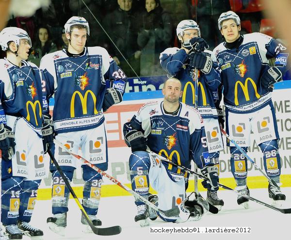 Grenoble  4 - 1 Rouen