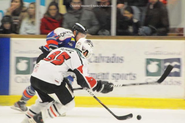 Photo hockey match Caen  - Briançon  le 21/01/2012