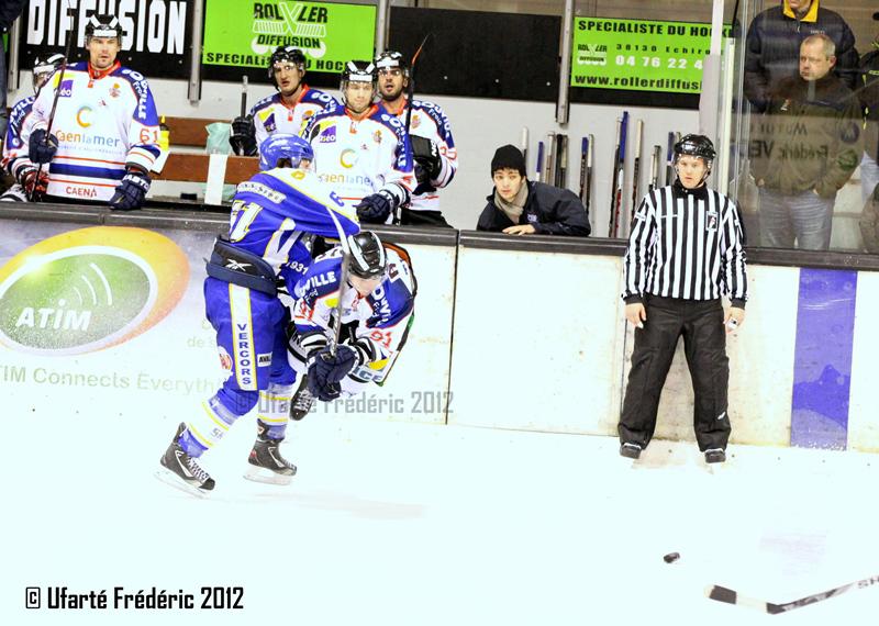 Villard-de-Lans 4 - 5 Caen 