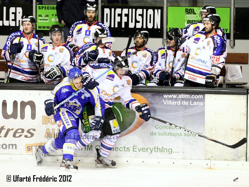 Villard-de-Lans 4 - 5 Caen 