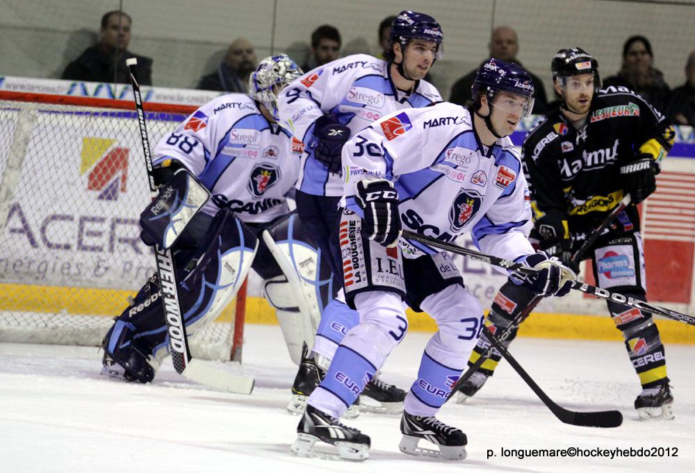 Rouen 2 - 1 Angers 