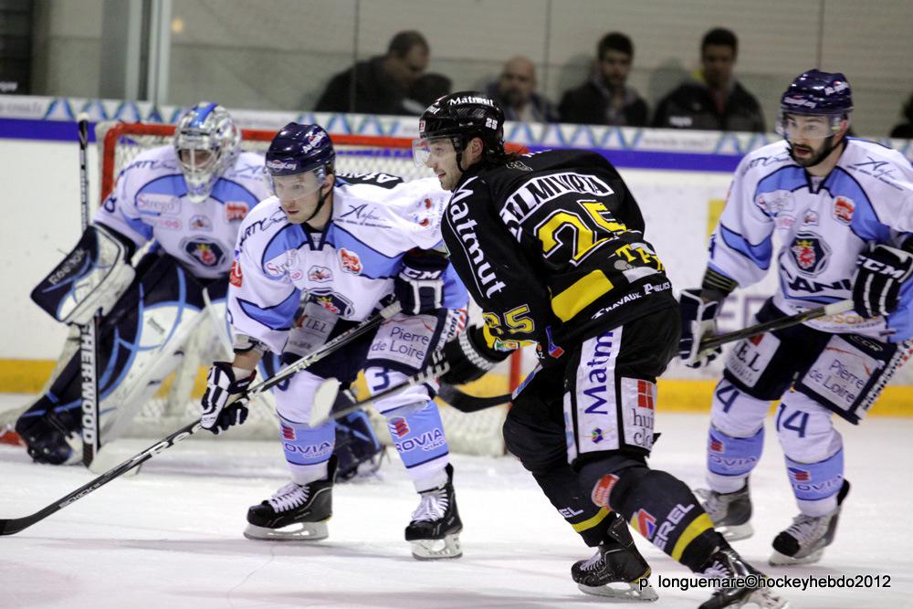 Rouen 2 - 1 Angers 