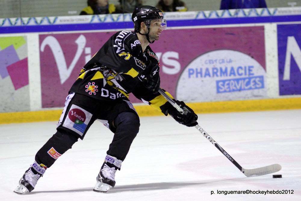 Rouen 2 - 1 Angers 