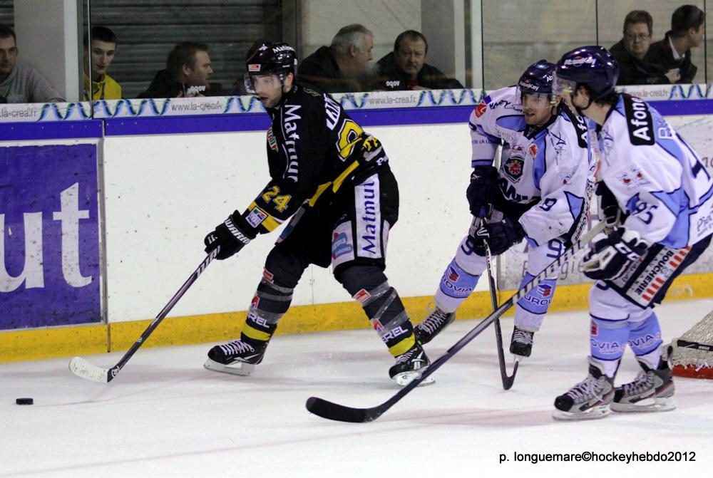 Rouen 2 - 1 Angers 