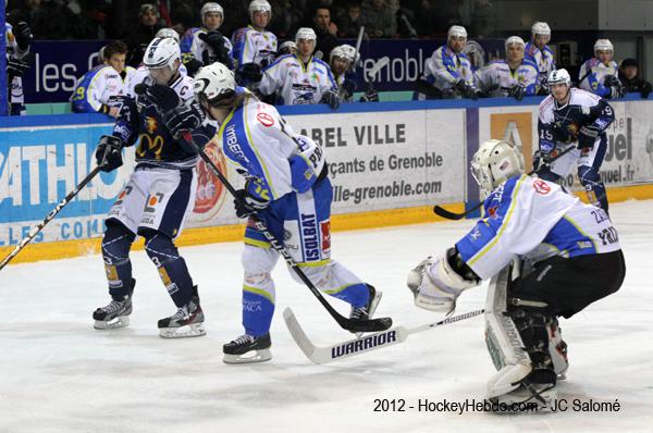 Grenoble  2 - 3 Gap 