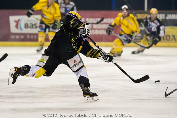Strasbourg  5 - 1 Rouen