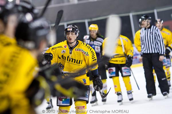 Strasbourg  5 - 1 Rouen