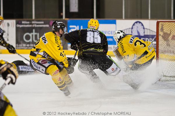 Strasbourg  5 - 1 Rouen