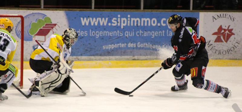 Amiens  4 - 2 Strasbourg 