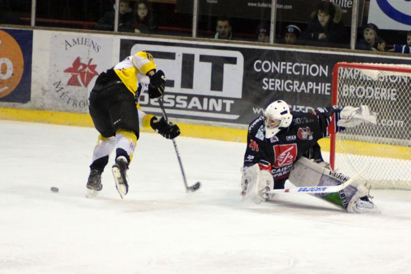 Amiens  4 - 2 Strasbourg 