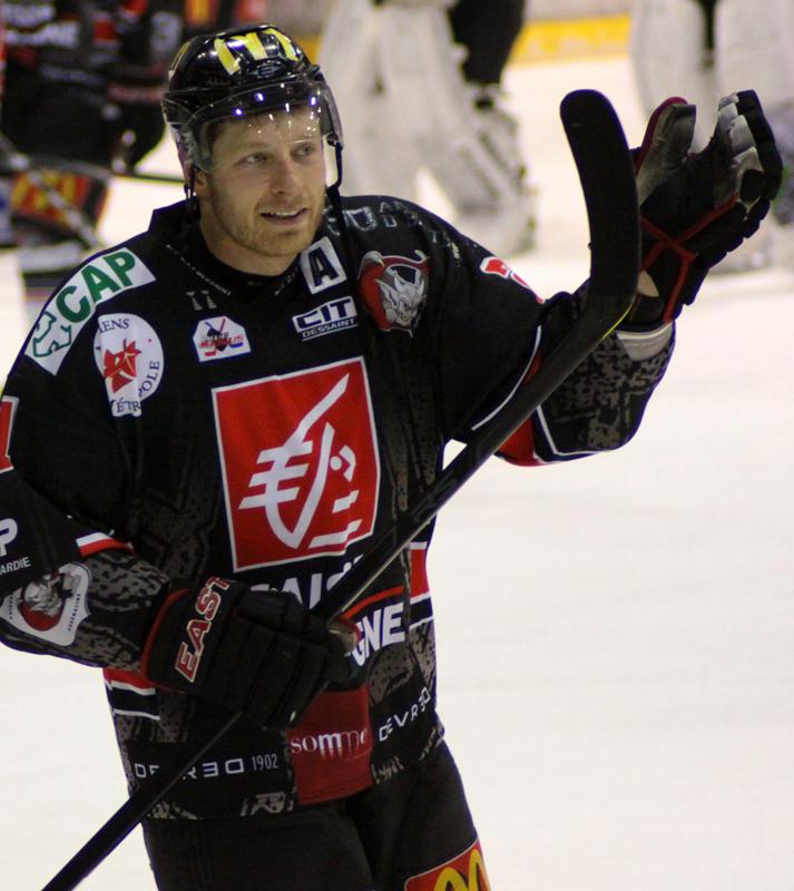 Amiens  4 - 2 Strasbourg 