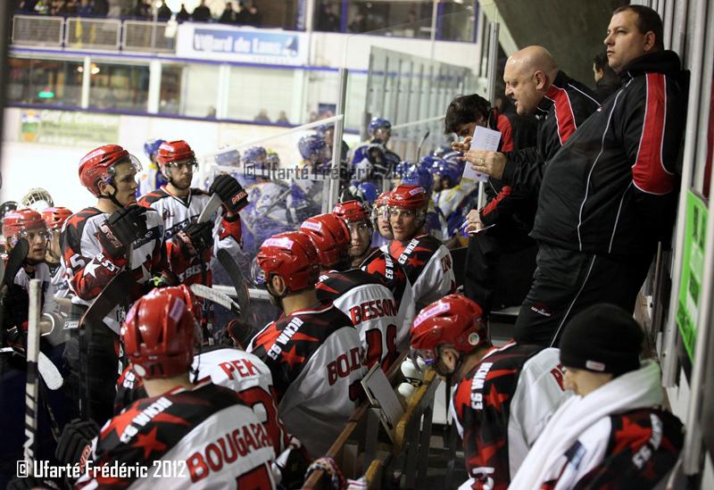 Villard-de-Lans 7 - 2 Neuilly/Marne