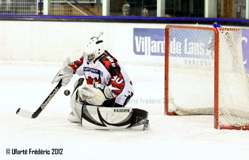Villard-de-Lans 7 - 2 Neuilly/Marne