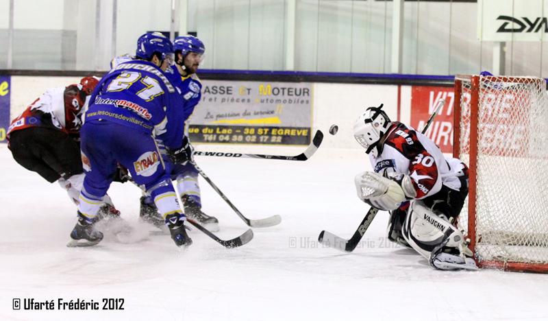 Villard-de-Lans 7 - 2 Neuilly/Marne