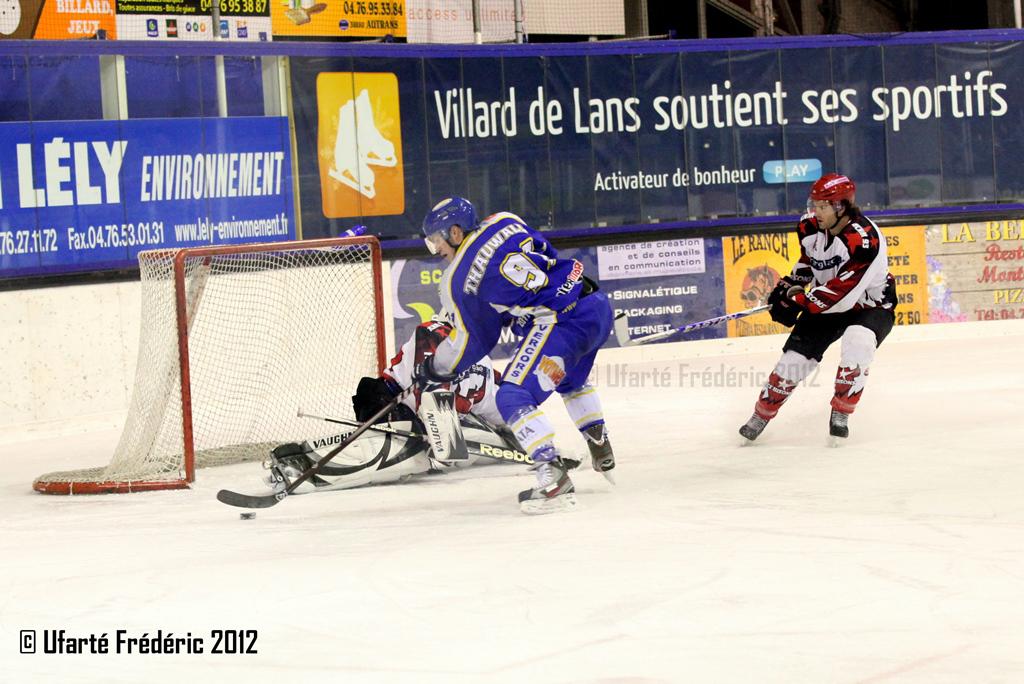 Villard-de-Lans 7 - 2 Neuilly/Marne