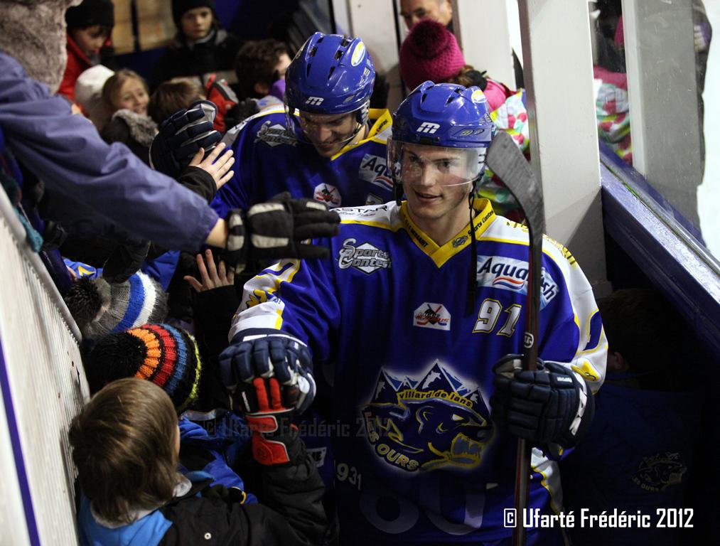 Villard-de-Lans 7 - 2 Neuilly/Marne