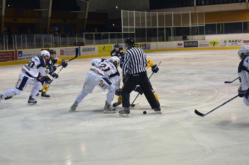 Chamonix  3 - 5 Grenoble 