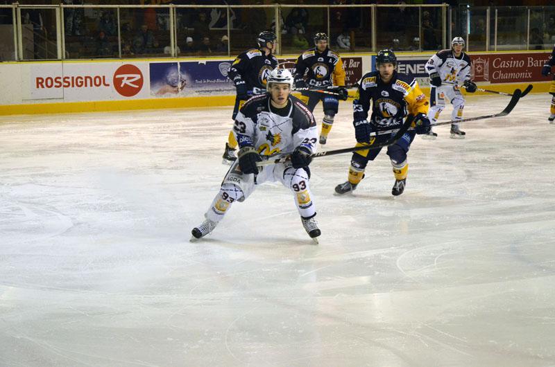 Chamonix  3 - 5 Grenoble 