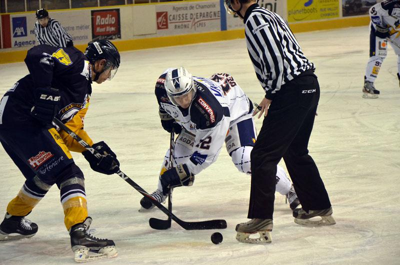 Chamonix  3 - 5 Grenoble 