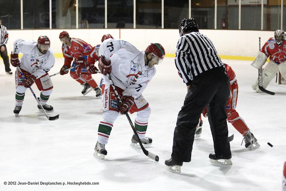 Valence 2 - 4 Anglet